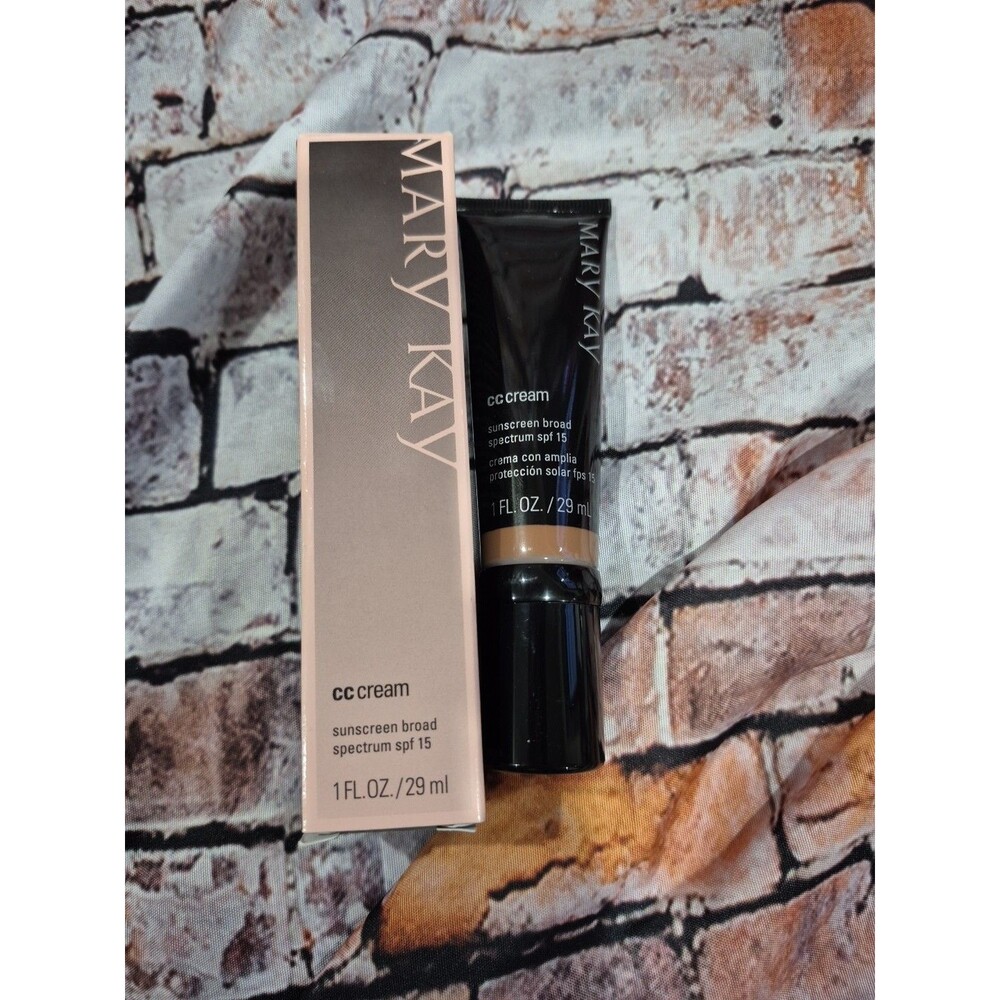 NEW Mary Kay CC Cream VERY DEEP Sunscreen Broad Spectrum SPF 15 Foundation